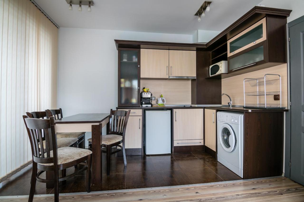 Cozy One-Bedroom Apartment In Night Breeze Burgas Exteriör bild